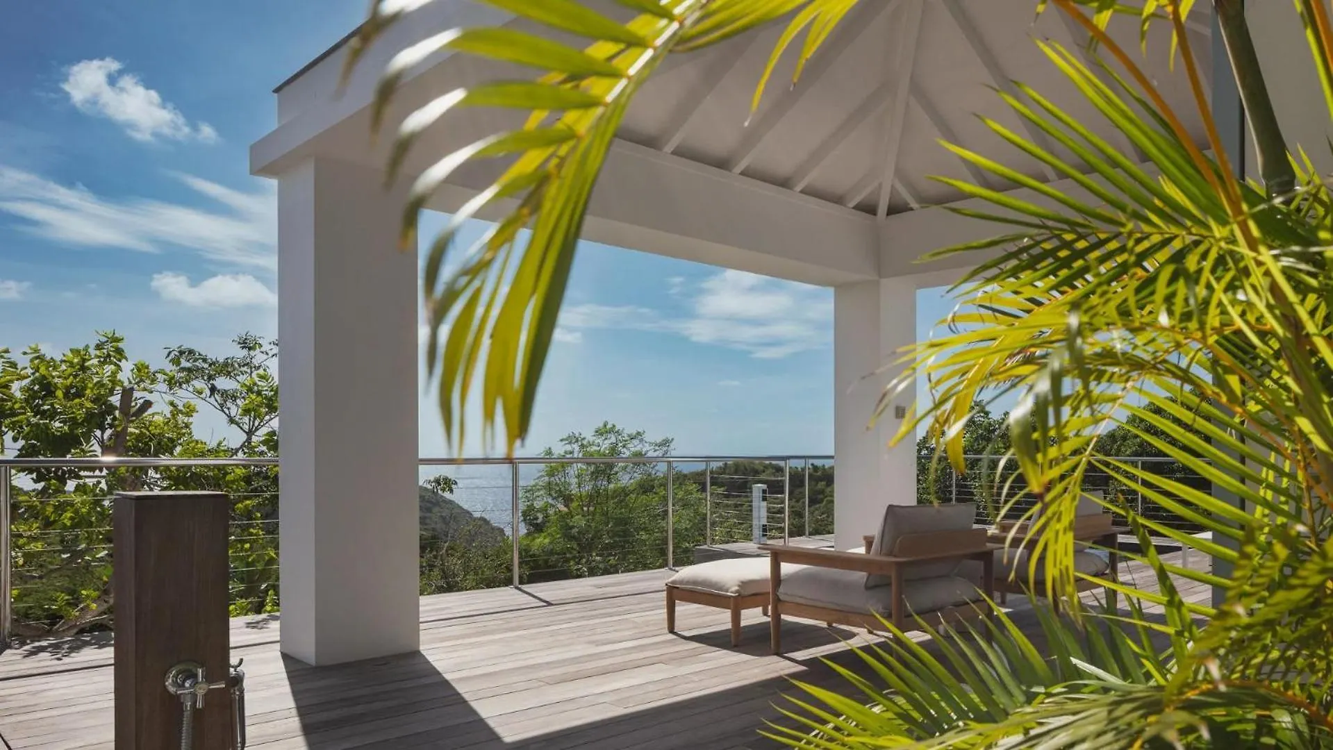 Luxe Haven With Splendid Hill And Ocean Views Βίλα Γουσταβία