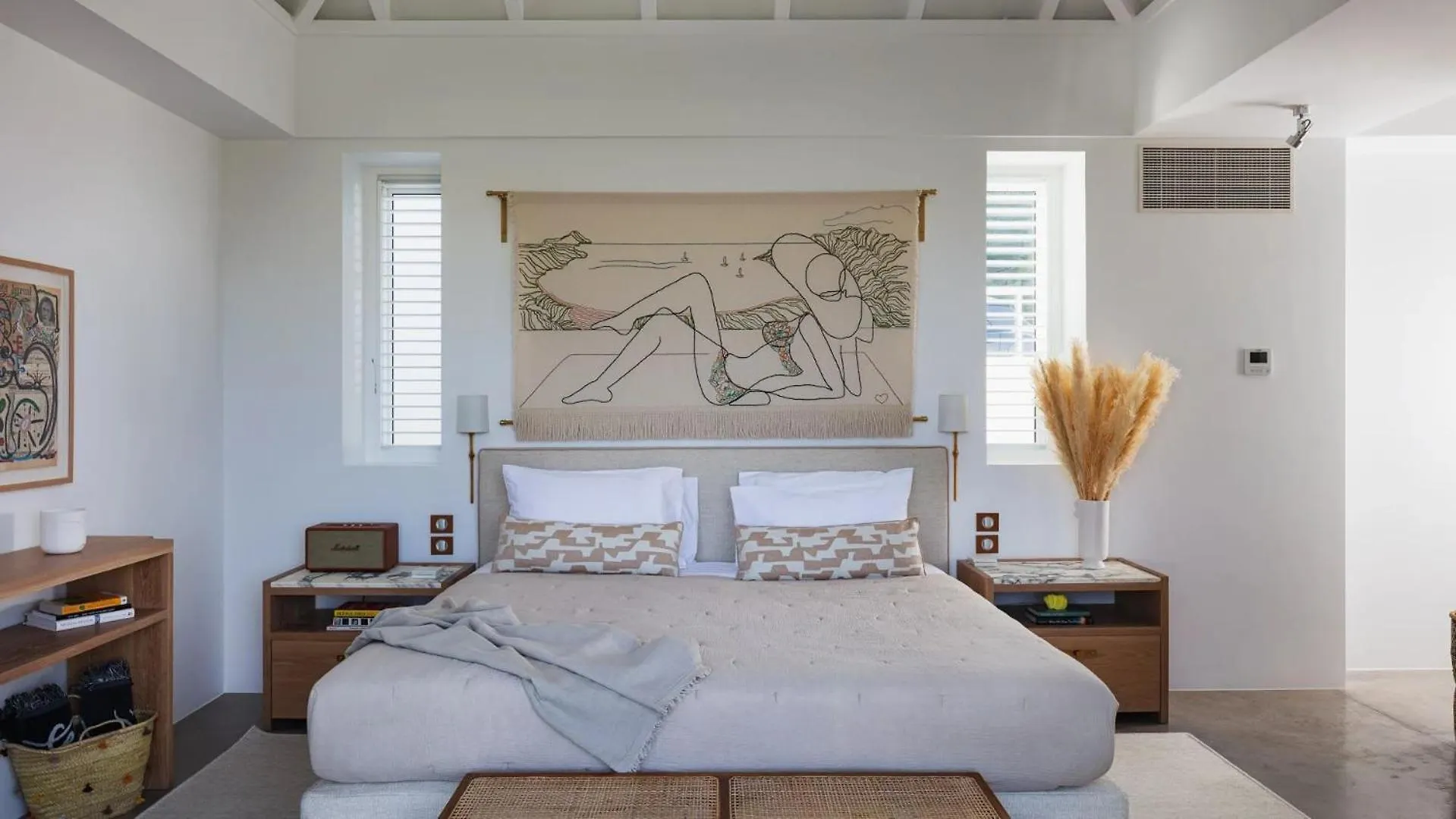Luxe Haven With Splendid Hill And Ocean Views Βίλα Γουσταβία