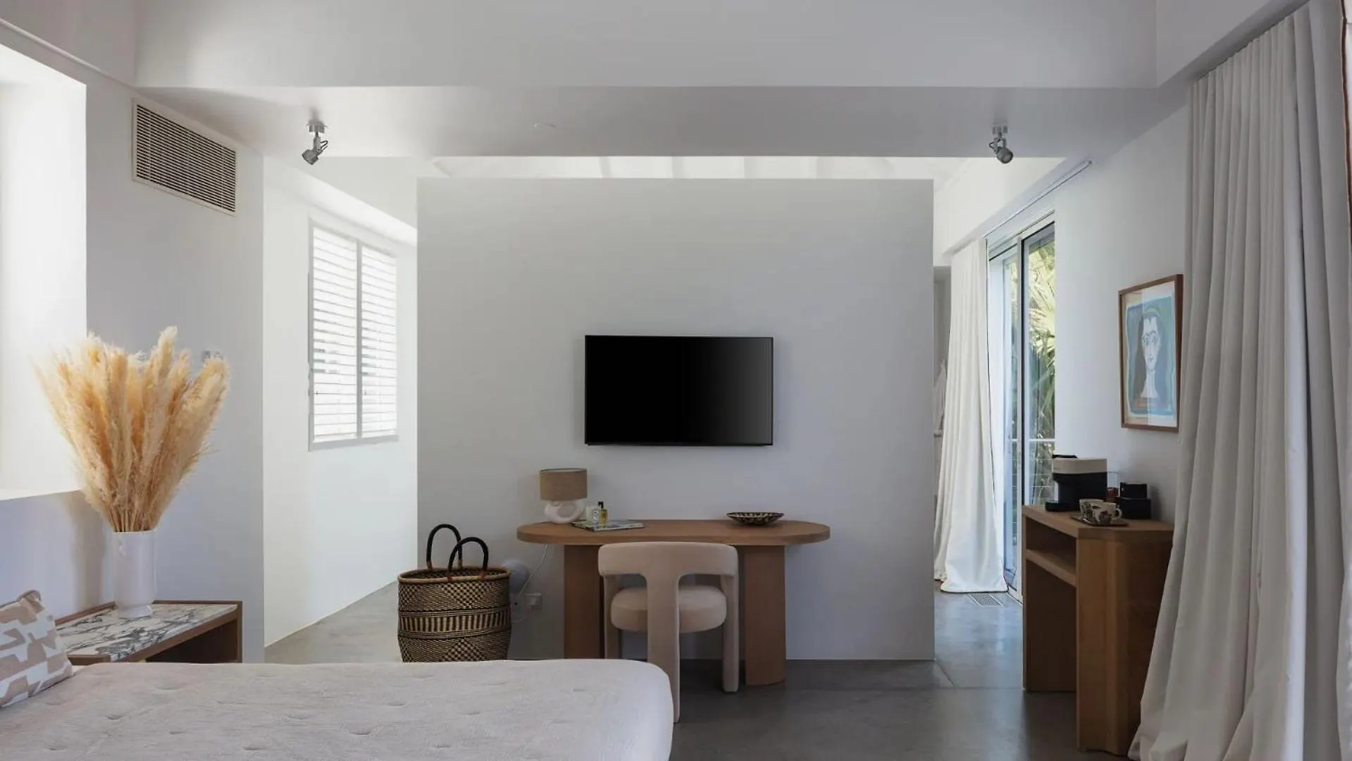 Luxe Haven With Splendid Hill And Ocean Views Βίλα Γουσταβία