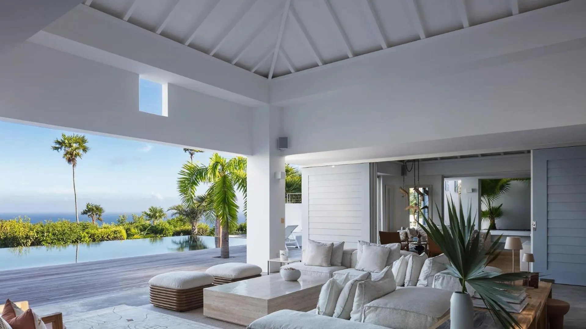 Luxe Haven With Splendid Hill And Ocean Views Βίλα Γουσταβία