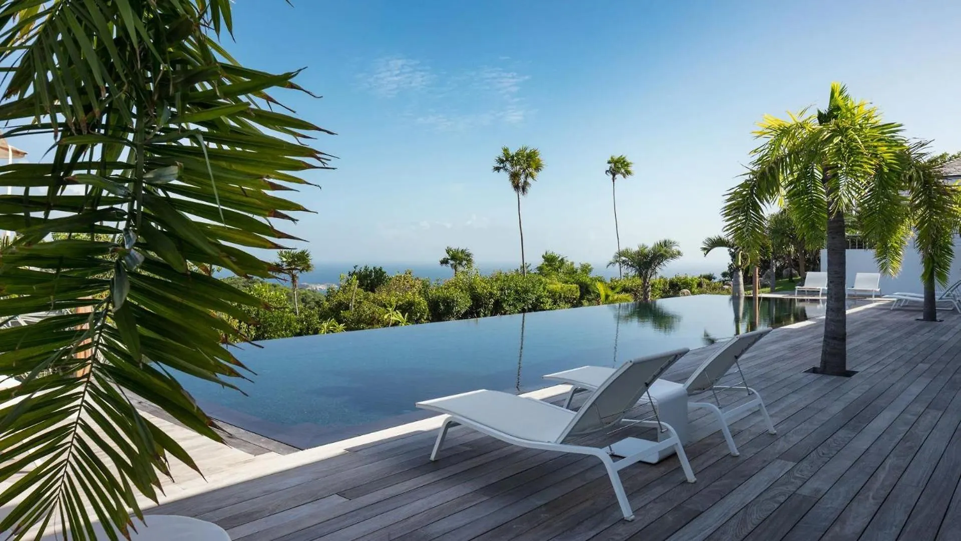 Luxe Haven With Splendid Hill And Ocean Views Βίλα Γουσταβία